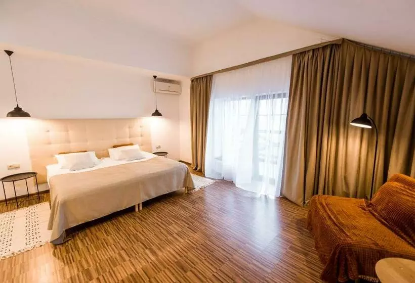 ホテル Veselyj Zajets