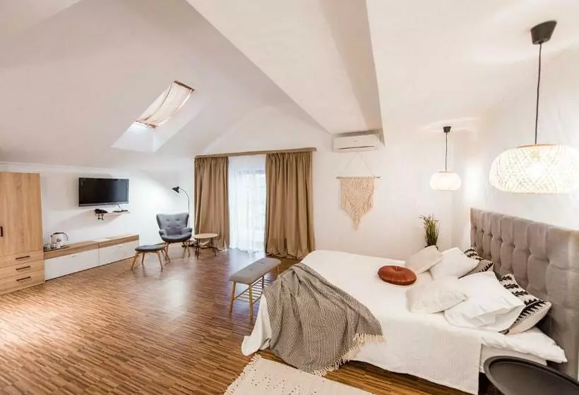 ホテル Veselyj Zajets