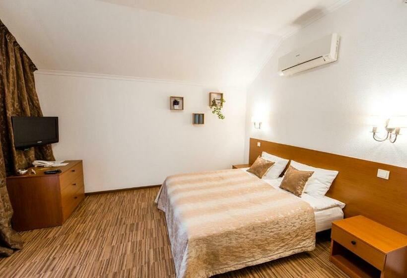 ホテル Veselyj Zajets