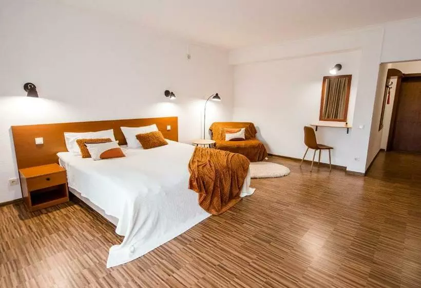 ホテル Veselyj Zajets