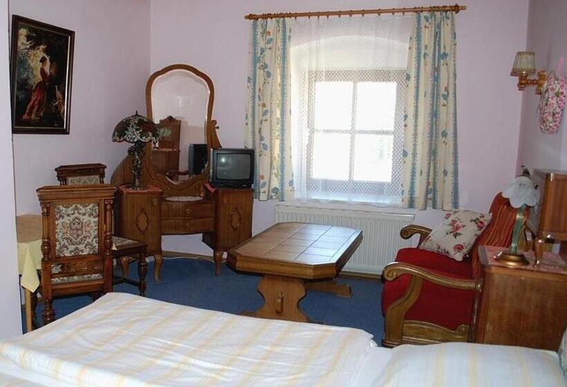 بنسيون Angerhof