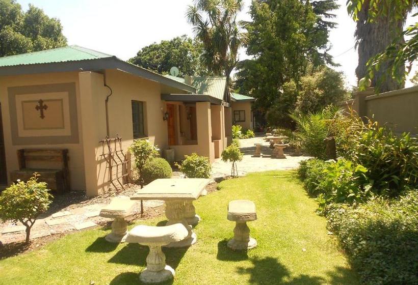 ペンション Die Groen Koei Gastehuis