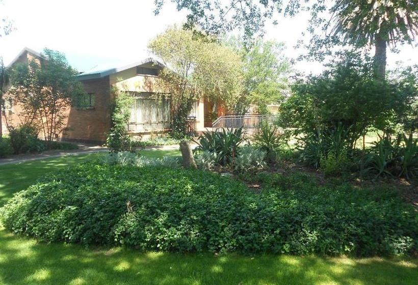 ペンション Die Groen Koei Gastehuis