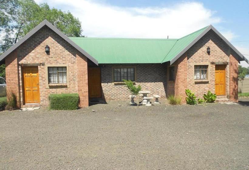 ペンション Die Groen Koei Gastehuis