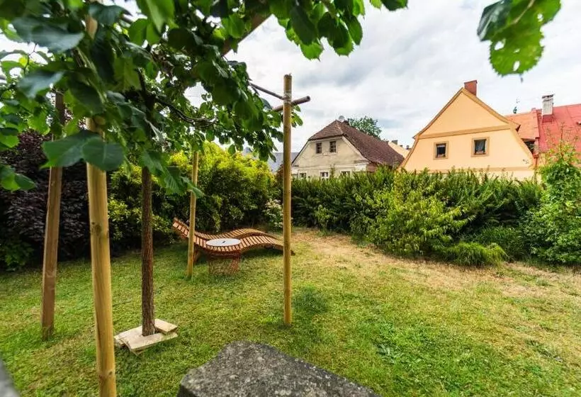 Majatalo Dům V Centru