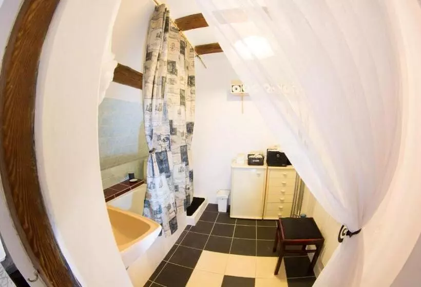 Majatalo Dům V Centru