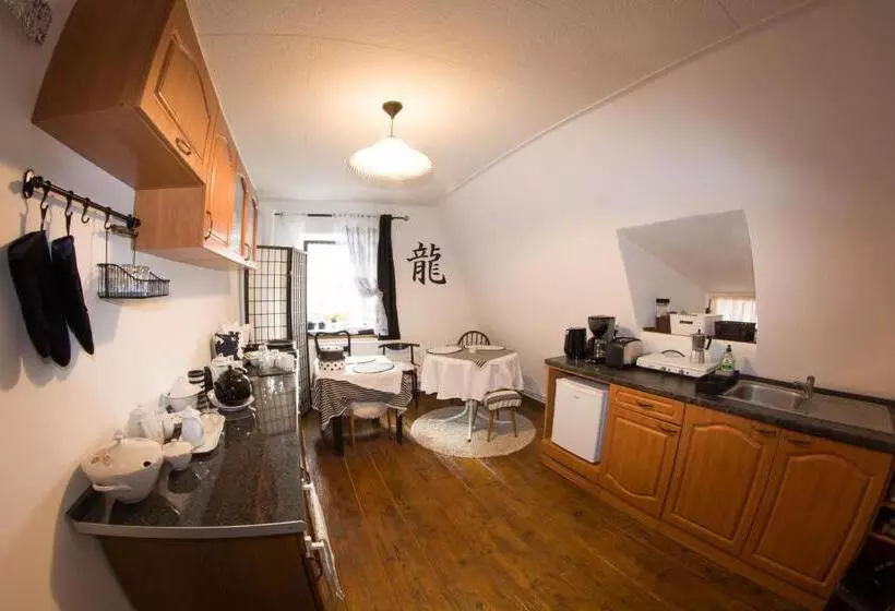 Majatalo Dům V Centru