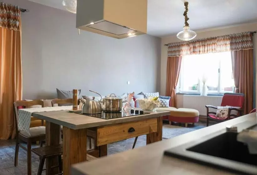 Majatalo Dům V Centru