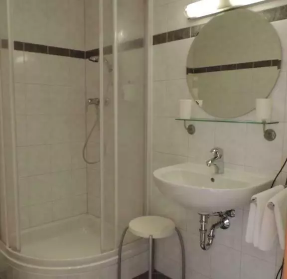 ペンション Dorfwirt