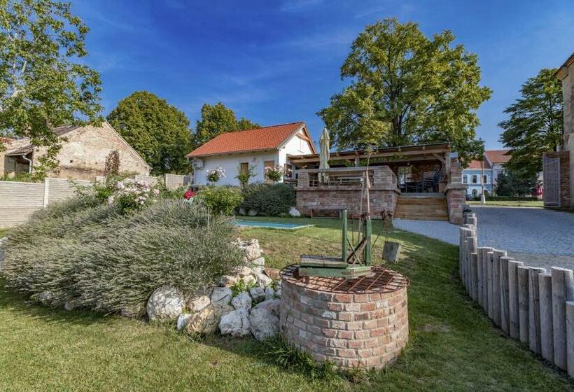 Panzió La Bobul Apartments