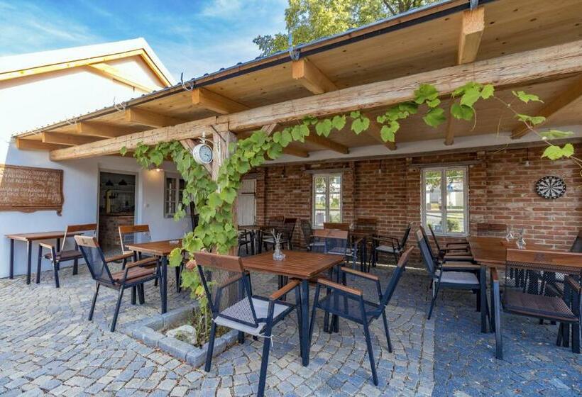 Panzió La Bobul Apartments