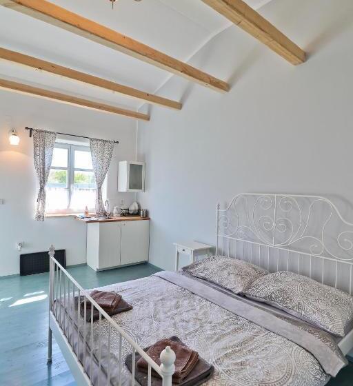 Panzió La Bobul Apartments