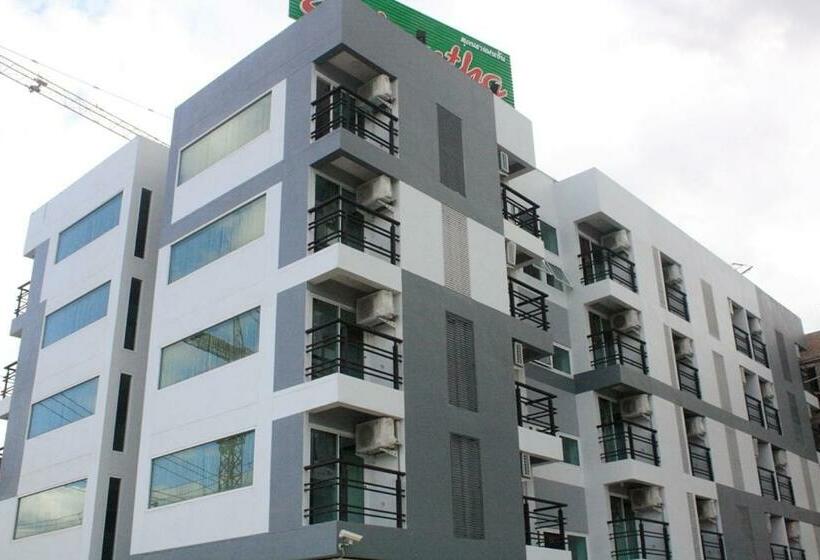 פנסיון Sukontha Mansion