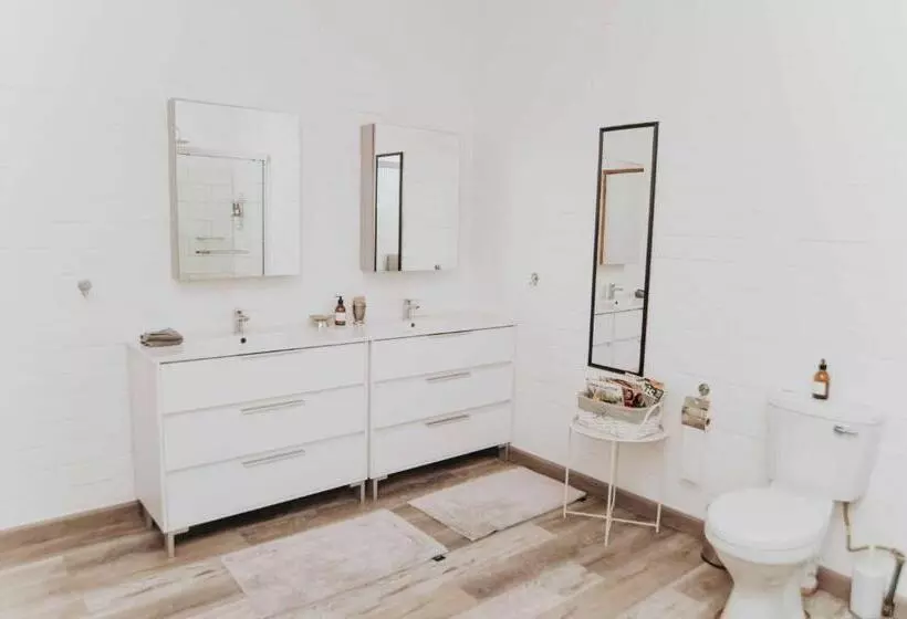 Majatalo Upington African Vineyard Boutique Hotel & Spa