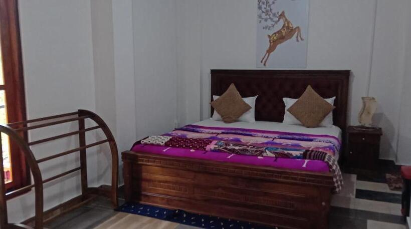 بنسيون Vegetable Garden House