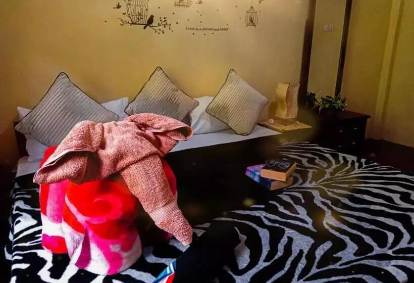 Majatalo Vegetable Garden House