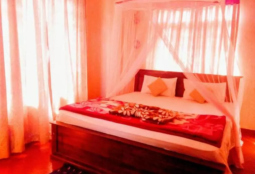 Majatalo Vegetable Garden House