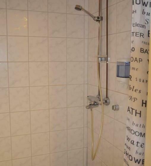 펜션 Wanha Karhunmäki