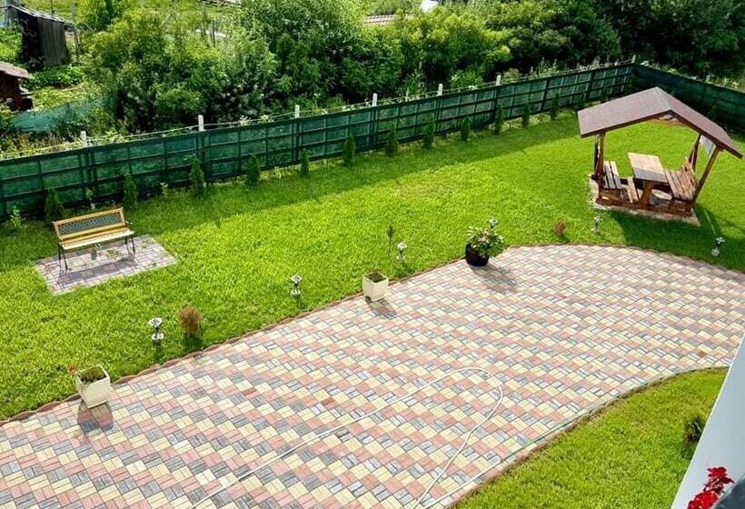 Pensiunea Casa Albă