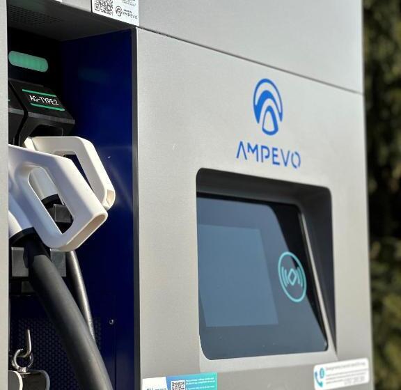 استراحتگاه Apollo Wellness Club