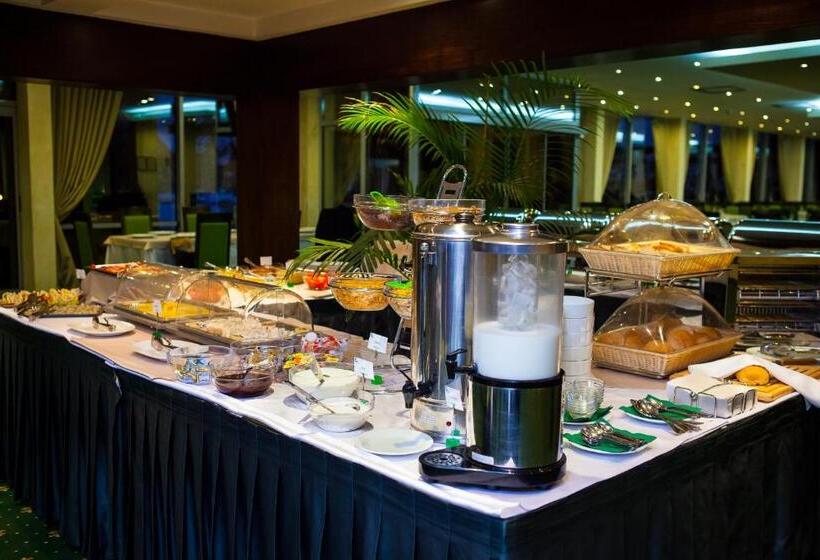 استراحتگاه Apollo Wellness Club