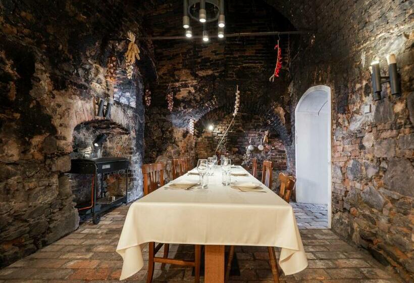 אתר נופש Darovanský Dvůr Wellness & Golf