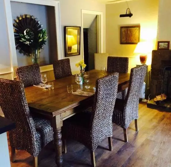 Retkeilymaja The Crown Inn