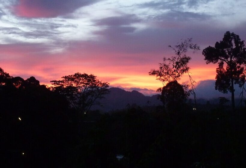 אתר נופש Baandin Chiewlarn