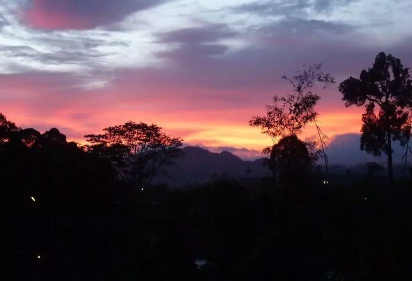 Lomakeskus Baandin Chiewlarn