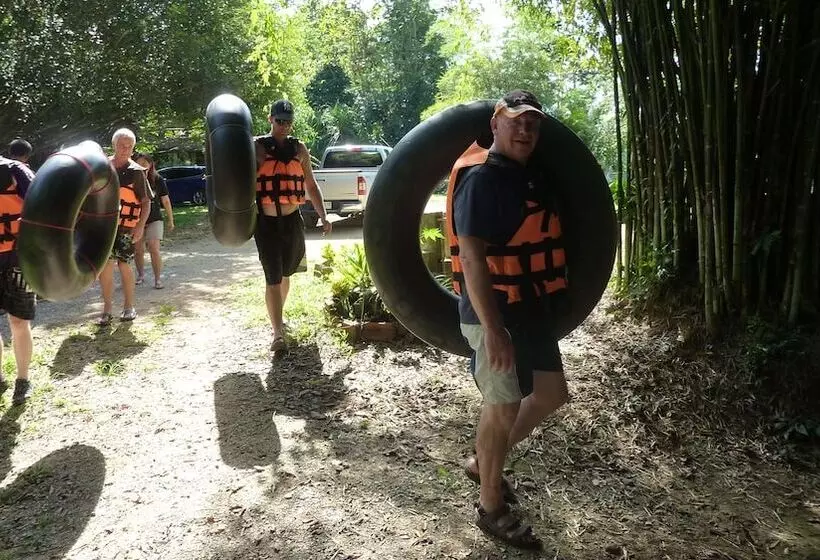 Lomakeskus Baandin Chiewlarn