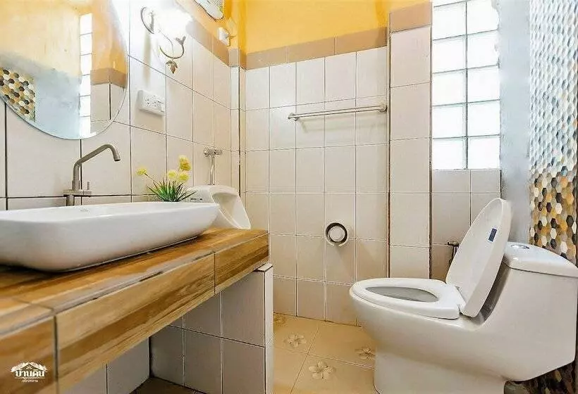 Lomakeskus Baandin Chiewlarn