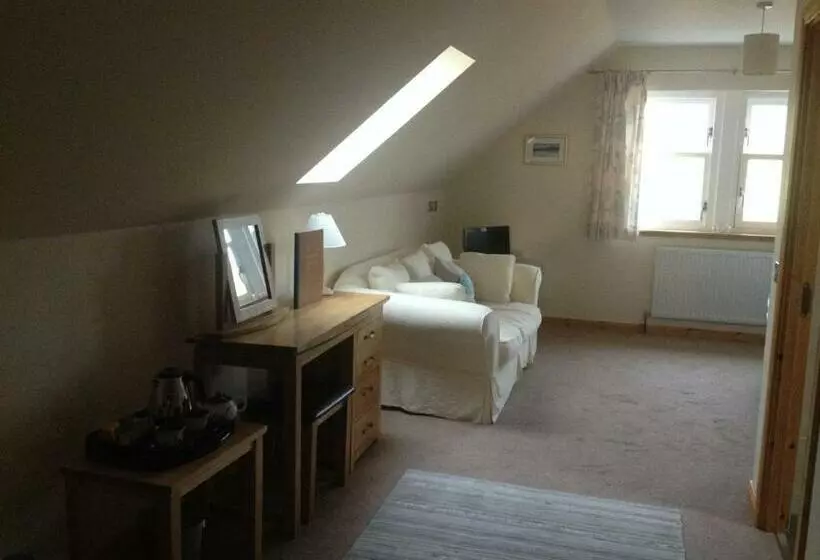 ベッドアンドブレックファースト Ardoran House