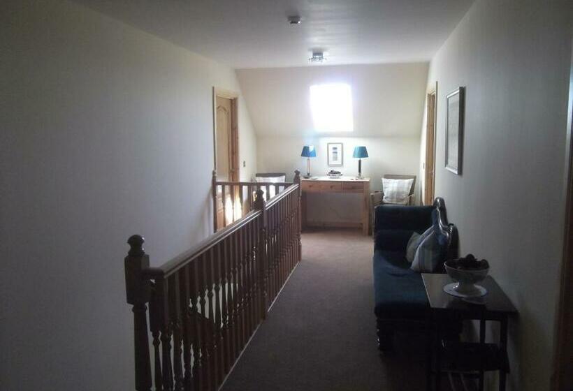 مبيت وإفطار Ardoran House