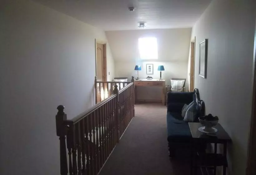 ベッドアンドブレックファースト Ardoran House