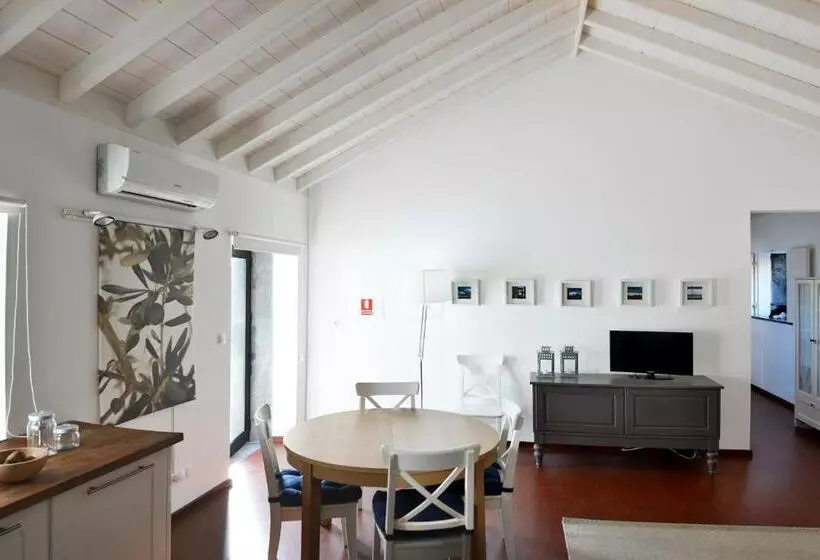 ホテル Casa Dos Botes   Whaleboat House Ter