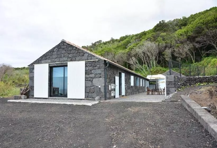 ホテル Casa Dos Botes   Whaleboat House Ter