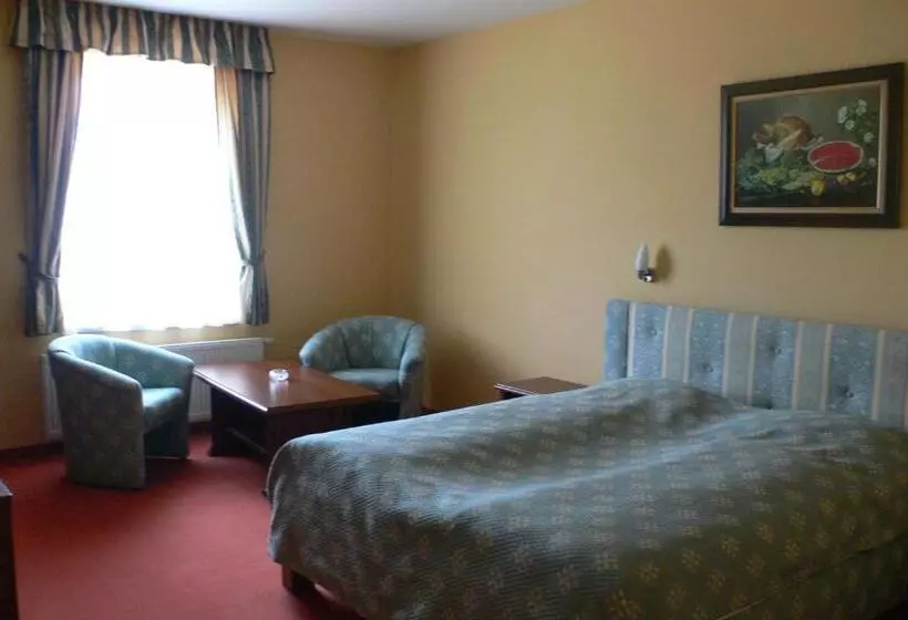 Hotelli Casino Admiral Velenice   Gmünd