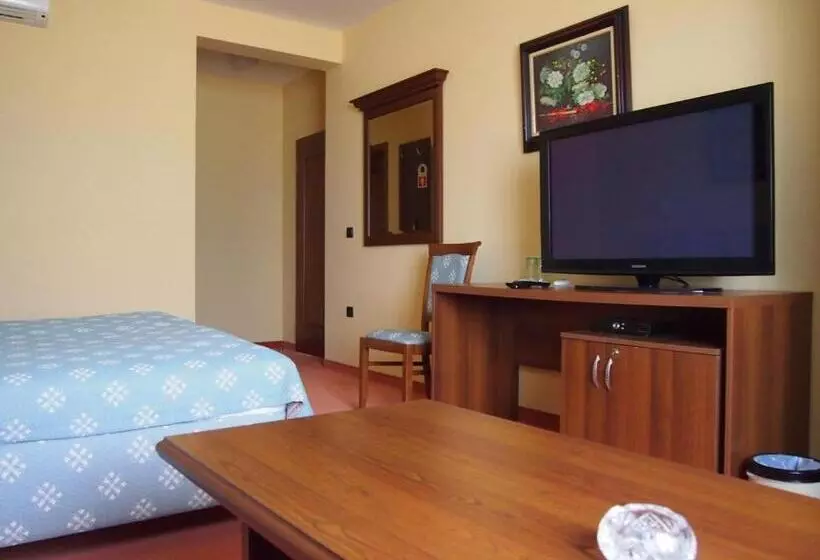 Hotelli Casino Admiral Velenice   Gmünd