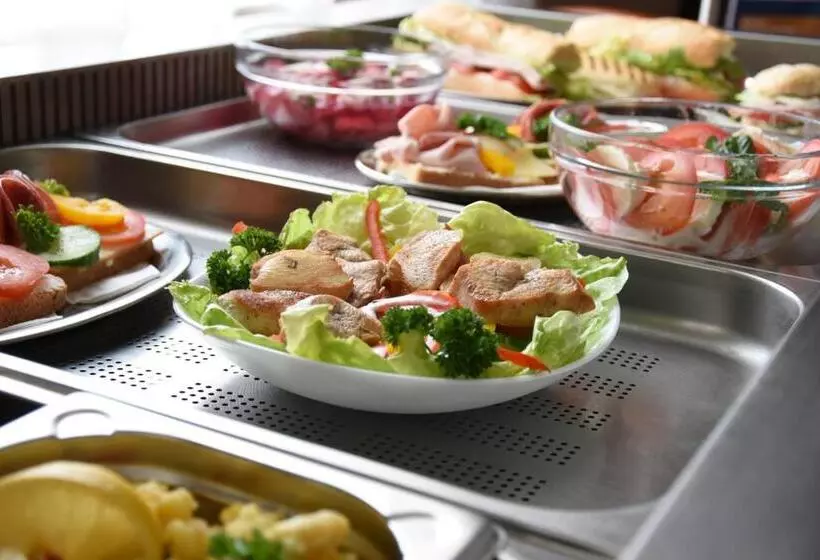 Hotelli Casino Admiral Velenice   Gmünd