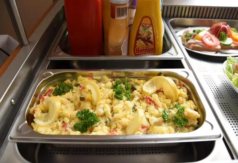 Hotelli Casino Admiral Velenice   Gmünd