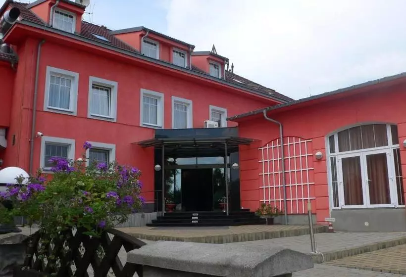 Hotelli Casino Admiral Velenice   Gmünd