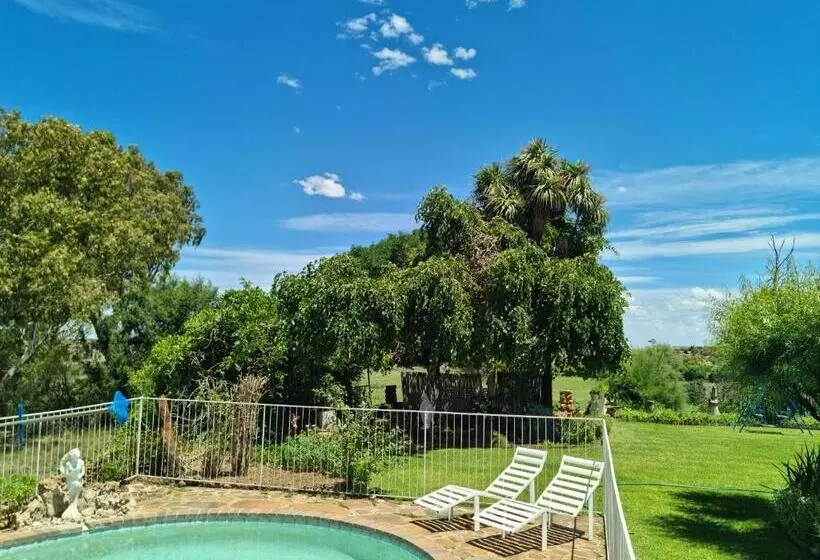 Hotelli Garingboom Guest Farm