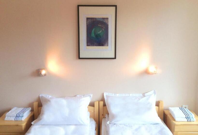 ホテル Hinovi Hvoyna