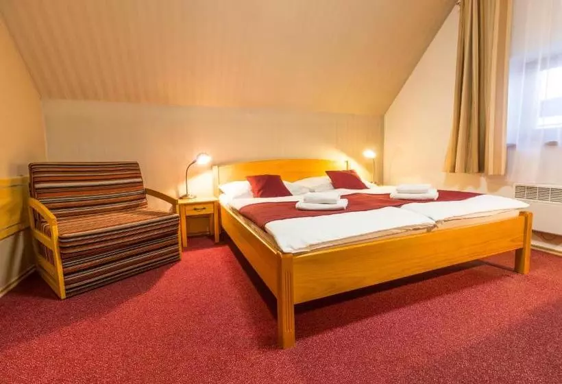 ホテル Kraví Hora