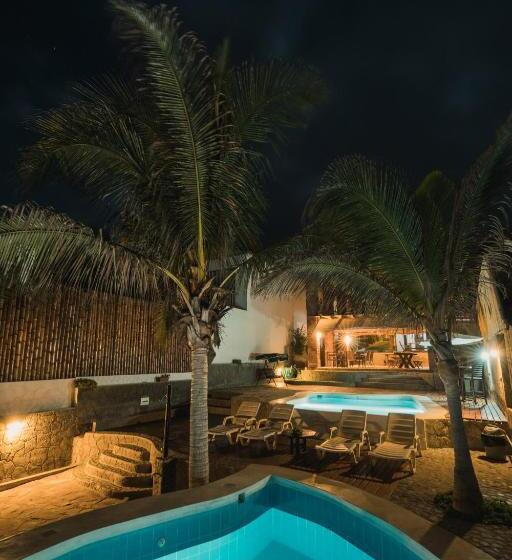 Отель Makani Vichayito