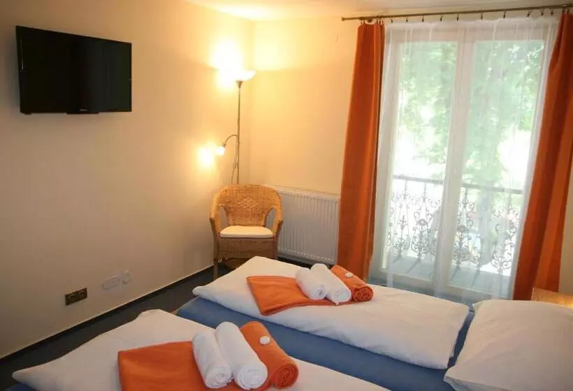 Hotelli Praha Potštejn