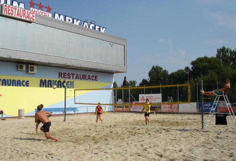Отель Relaxcentrum Mrkáček Lišov