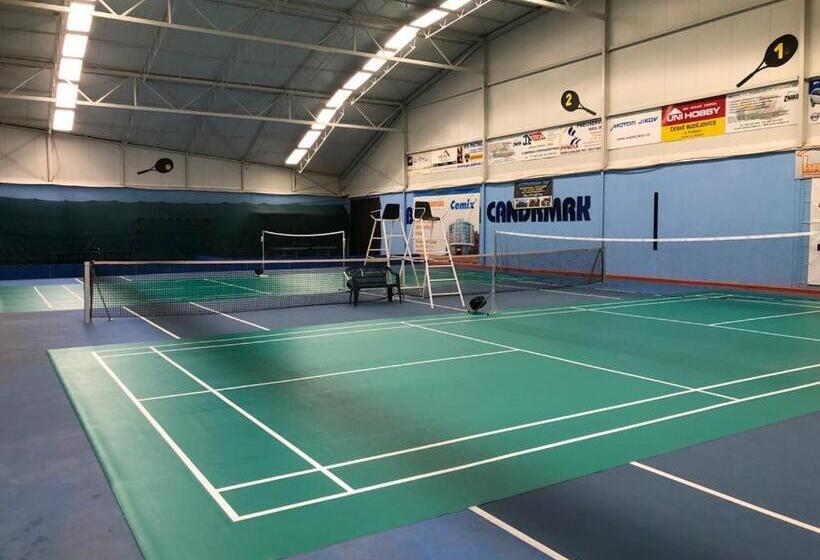 Отель Relaxcentrum Mrkáček Lišov