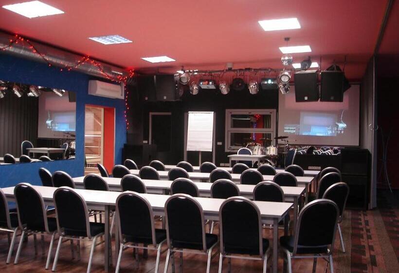 Отель Relaxcentrum Mrkáček Lišov