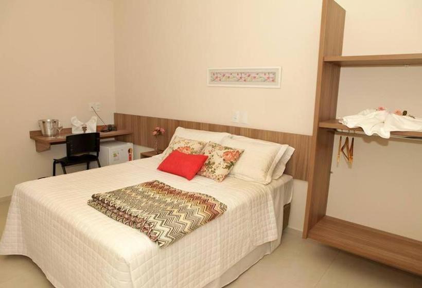 בית מלון כפרי Siena